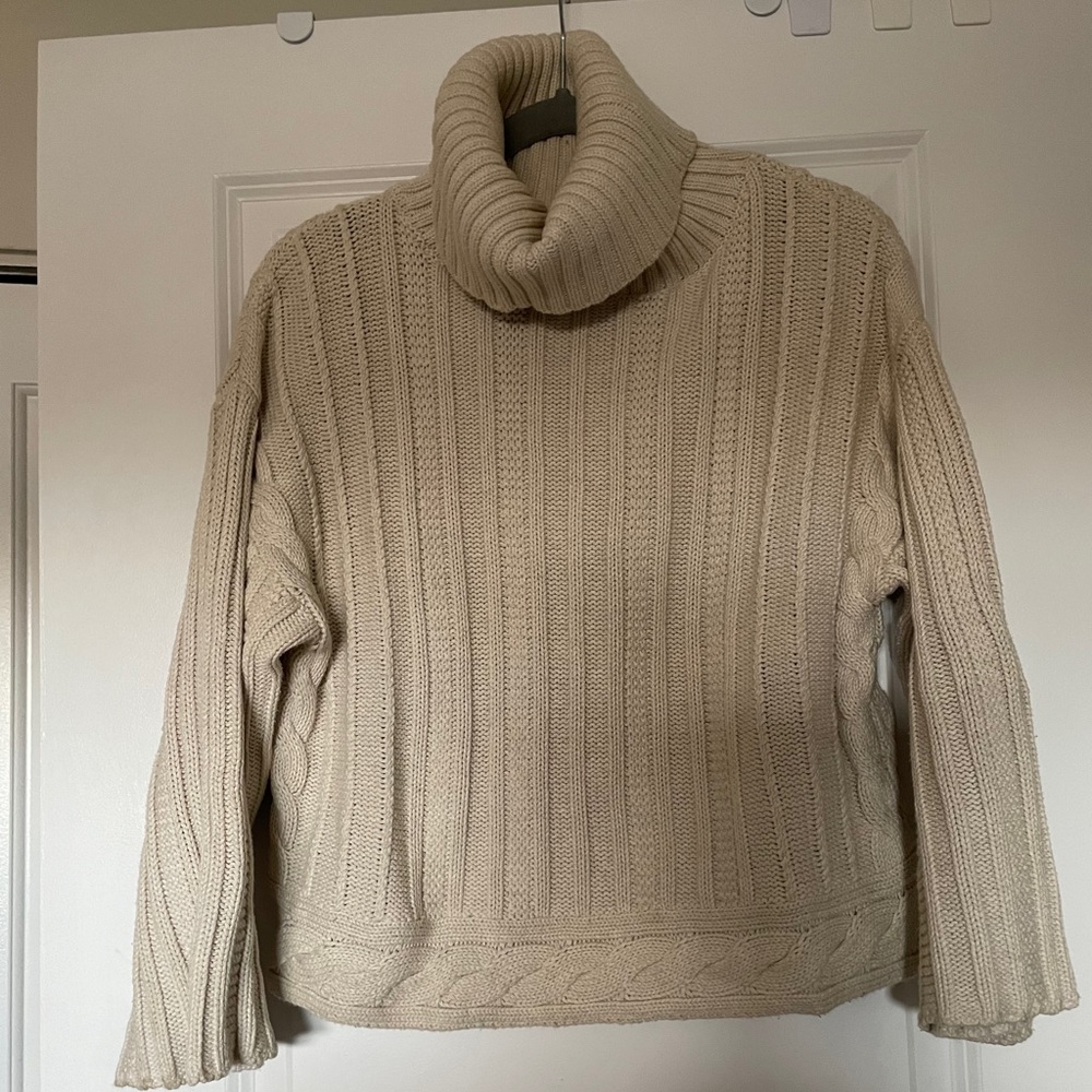 Gap fisherman sweater